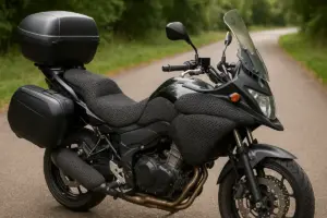 Come scegliere i coprisedili per moto touring? Consigli pratici per comfort nei lunghi viaggi